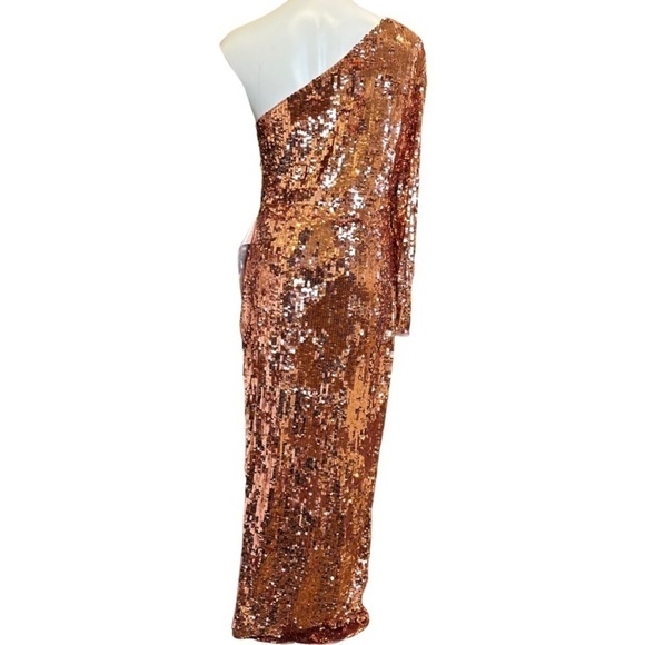 Mac Duggal NWT Sequined One Sleeve Column Gown, size 10 - Picture 6 of 13